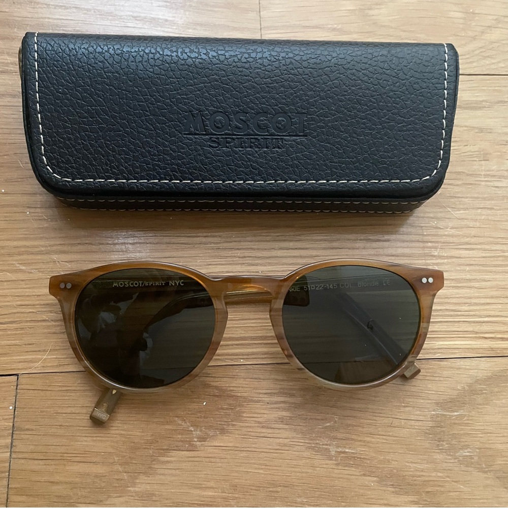 MOSCOT Frankie Sun Blonde with Case Unisex